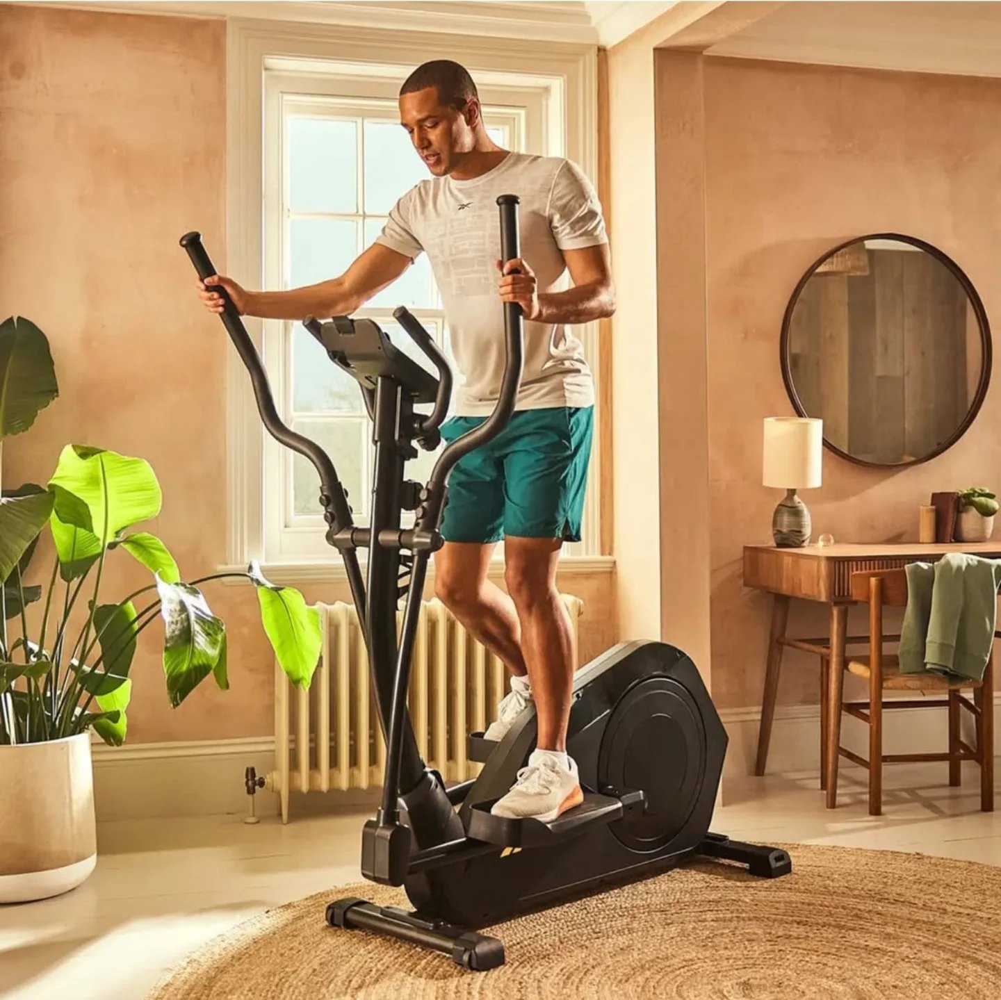 Reebok FR30 Elliptical Cross Trainer | 32 Resistance Levels | Kinomap App-Connected Home Elliptical